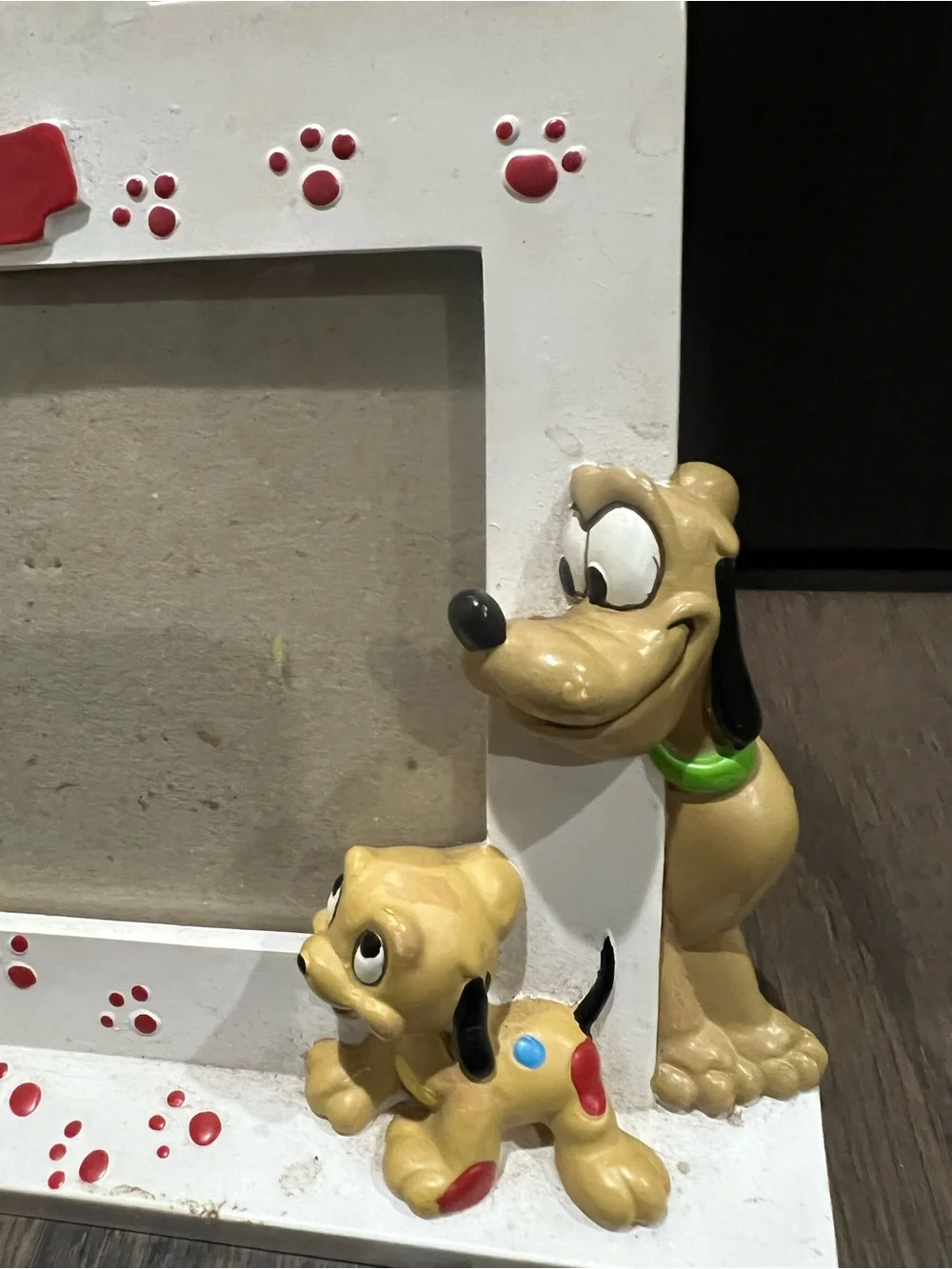 Disney Mickey Mouse Pluto Puppies Painting Paw Prints 3D Resin Photo Frame 4x6